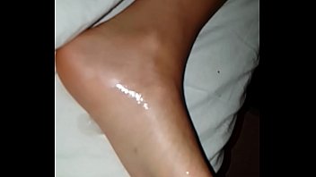 Big cumshot on girlfriend's feet while s.