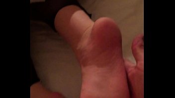 s. girlfriend feet.MOV