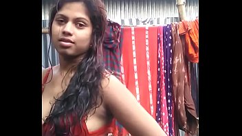 Hot Desi Girl in Bra Stripping