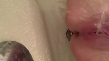 Bath Playtime Squirting Teen Orgasm In Tub