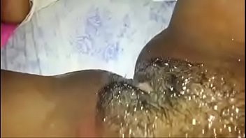 masterbuting Ugandan bebe squrit