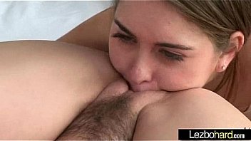 Sexy babes fucking and licking pussy