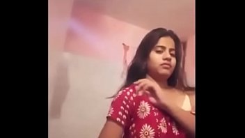 Tamil hot college girl showing her tits viral sex video