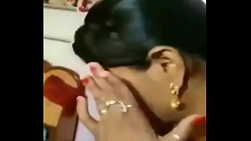 Undress Padosan bhabhi and fucked her