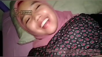 Bokep Indonesia Cewek Jilbab Memek Tembem - www.MediaPemersatuBangsa.com