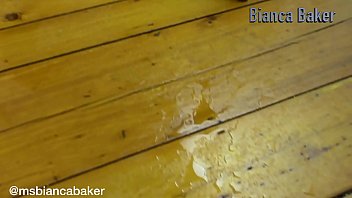Bianca Baker's Insane Squirting Pussy