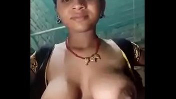 Hot bowdi Bangladesh girl pussy masterbation of camera front