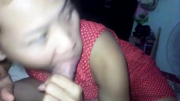 Real-life Asian girlfriend fucked on the floor in a dirty room