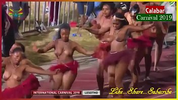 south africans topless dance in nigerian carnival 2