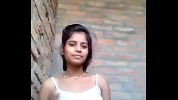 Desi village girl showing pussy for boyfriend - desixmms.com