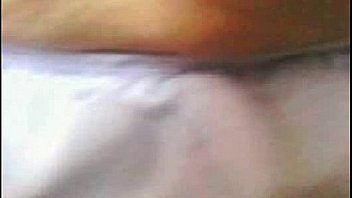 Indian Andhra aunty getting her large tits and saggy cunt exposed from saree - XVIDEOS com[1]