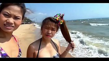 Oriental girl gets a fabulous orgasm