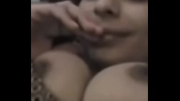 Real Bhabhi showing boobs to Dever