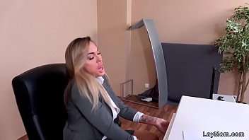 Huge tits blonde news Milf gets oral while reading news