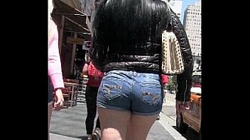 Candid Latina Tight Shorts Girl bubble butt