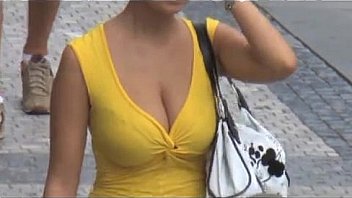 Candid busty bouncy tits pt 1