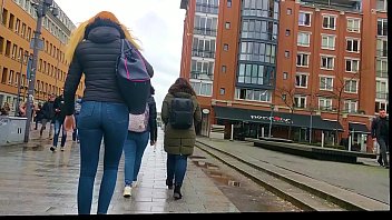 Huge Ass In Jeans Spotted