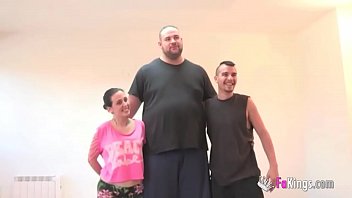 Bizarre threesome with a big dicked dude, a 18yo and Andre the giant's cousin