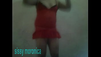 moronica in lingery dance